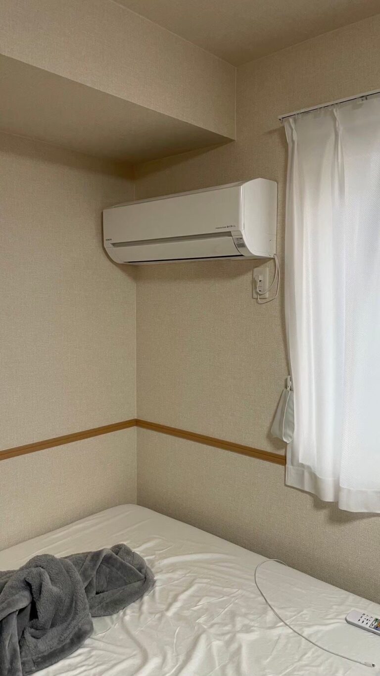 千葉の家庭用エアコンの取付け取り外しは弊社千葉・東京エアコン取付けセンターにお任せください。9月30日は取外しの施工実績です。